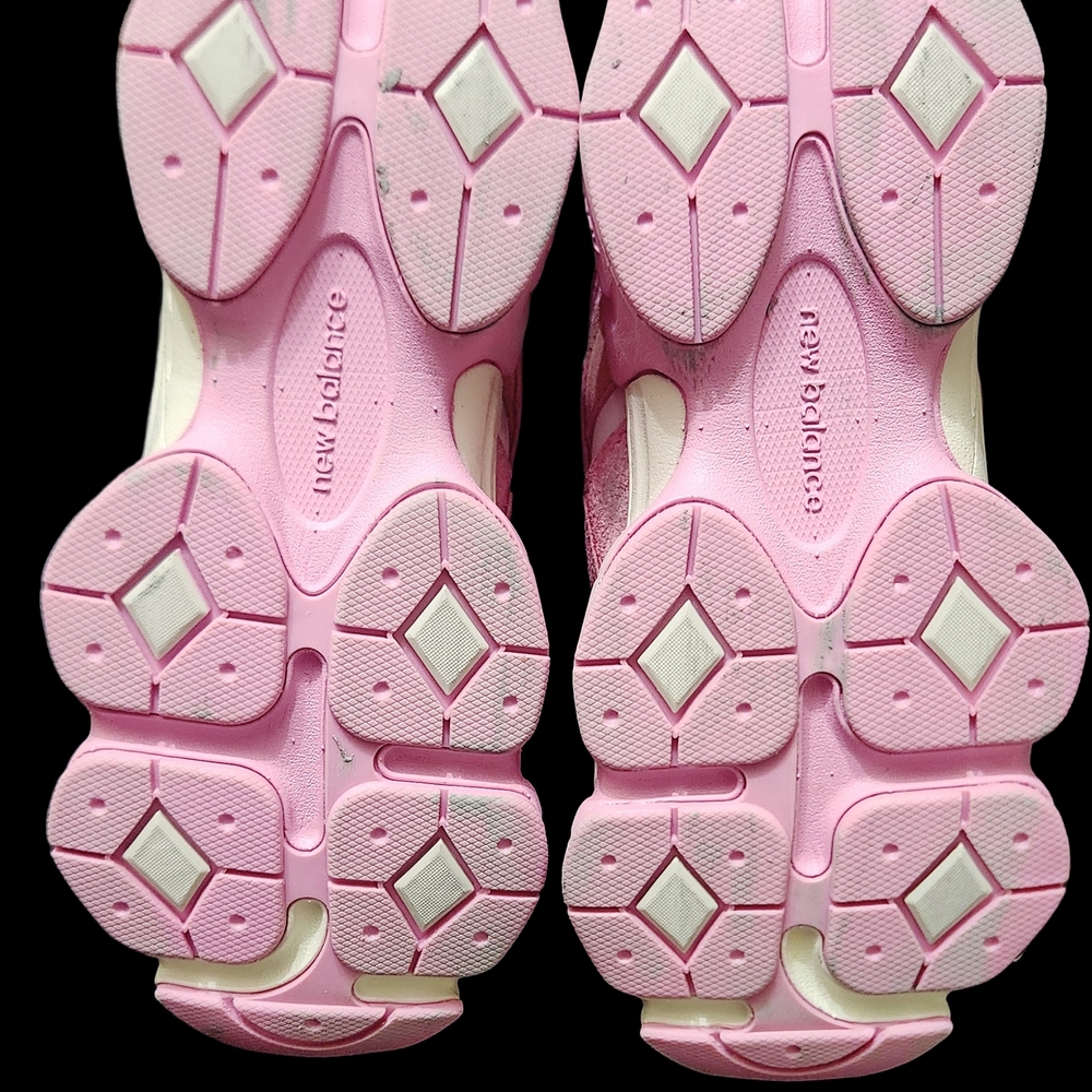 New Balance Pink Women's Sneakers - Picture 4 of 9